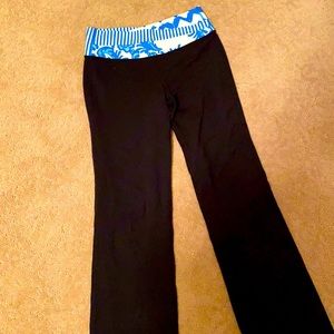 Black lulu yoga pants